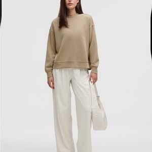 Softstreme Perfectly Oversized Cropped Crew